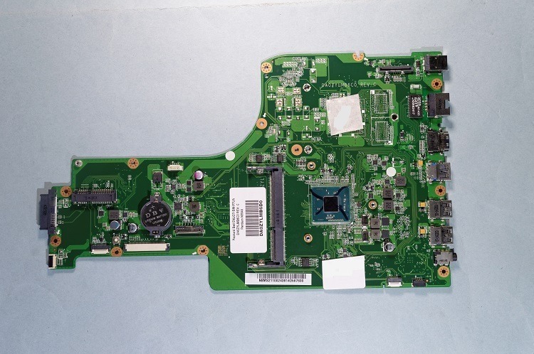 Acer es1-711 nbms211002