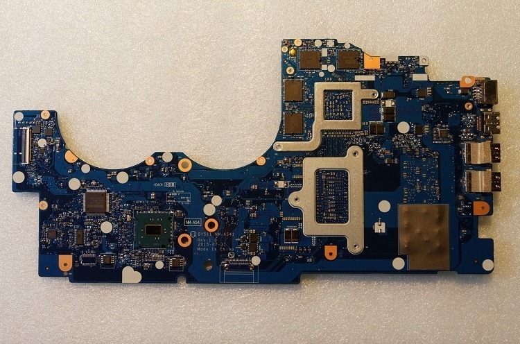 Lenovo y700-15isk 5b20k37628