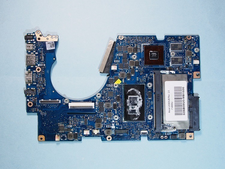 Asus ux303ub 60nb08u0-mb1600