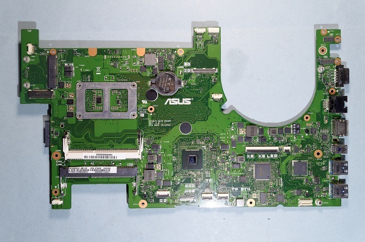 Asus g750jm 60nb04j0-mb1130