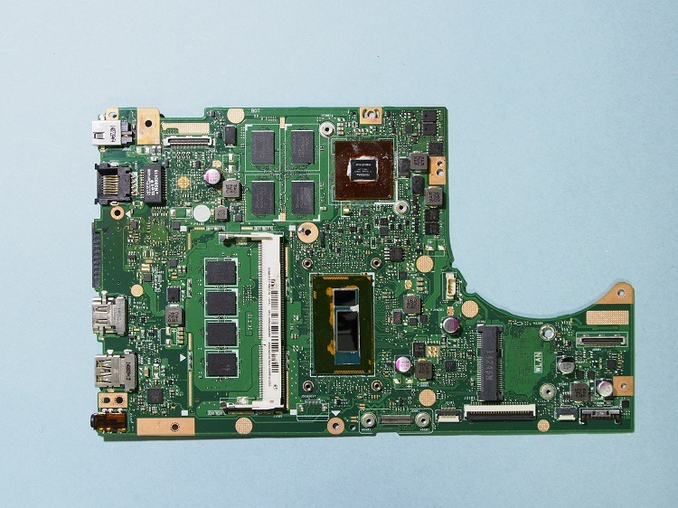Asus tp500ln 60nb05x0-mb3100