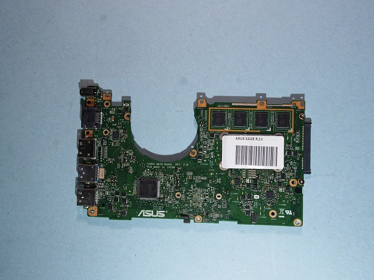 Asus x202e nfqmb1b01-a03